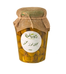  مخلل اللوز المخمل