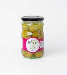 زيتون محشي لبنة